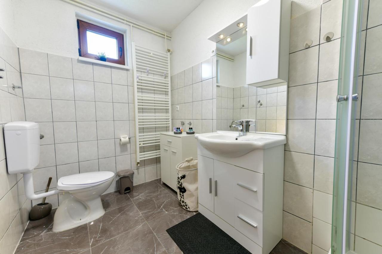 Apartman Plum Plitvice Dreznik Grad Exterior photo